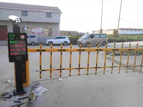 車牌自動識別停車場管理系統(tǒng)有什么優(yōu)點?