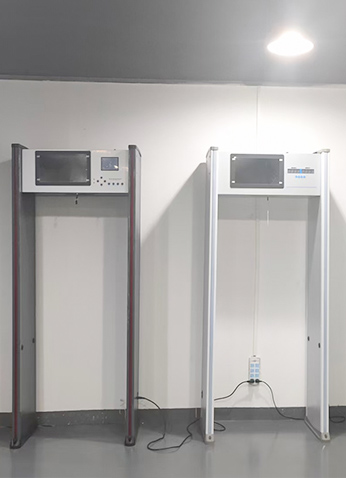 測(cè)溫門(mén)